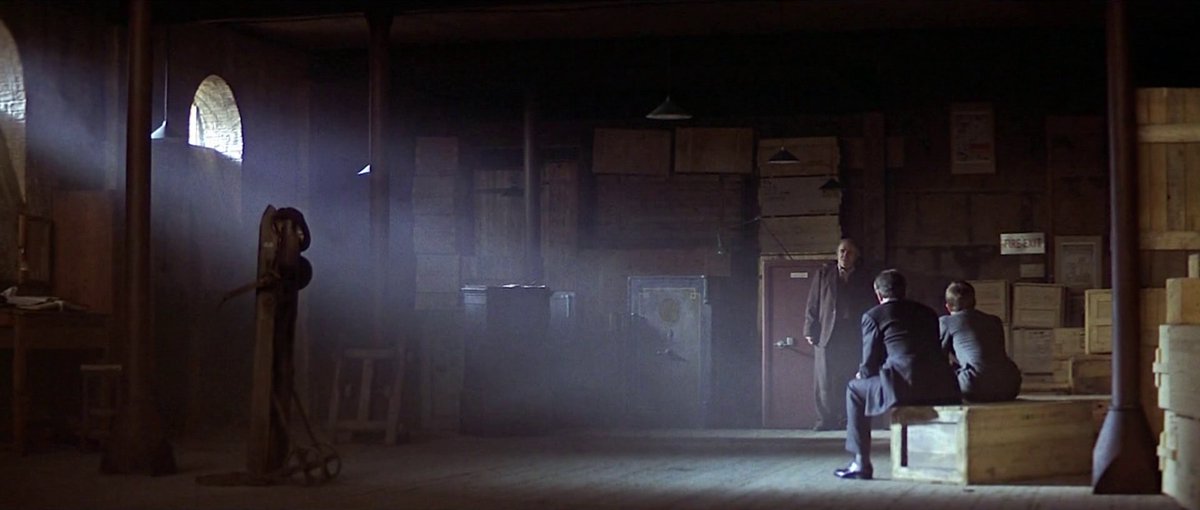 iaguilardop's tweet photo. Single-source (hard) lighting through smoke, soft lights, wide open anamorphics and wendy lights by David Watkin BSC on Peter Hyams’ “HANOVER STREET” (1979) #cinematographer #directorofphotography #cinematography #davidwatkin #peterhyams #panavisionanamorphic https://t.co/JSNfGucSaP