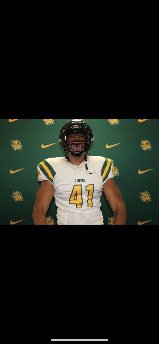 timwellsII1's tweet photo. Blessed to receive an offer from Missouri Southern State University💚🦁 @CoachRahl https://t.co/WEaND4ubot