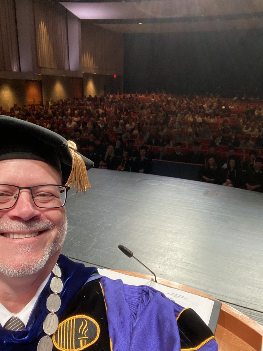 MUPresDave's tweet photo. Commencement Day at Manchester. We always start with a presidential selfie with graduates. So, so proud today!!#ManchesterGraduation https://t.co/LP7HcSMdiq