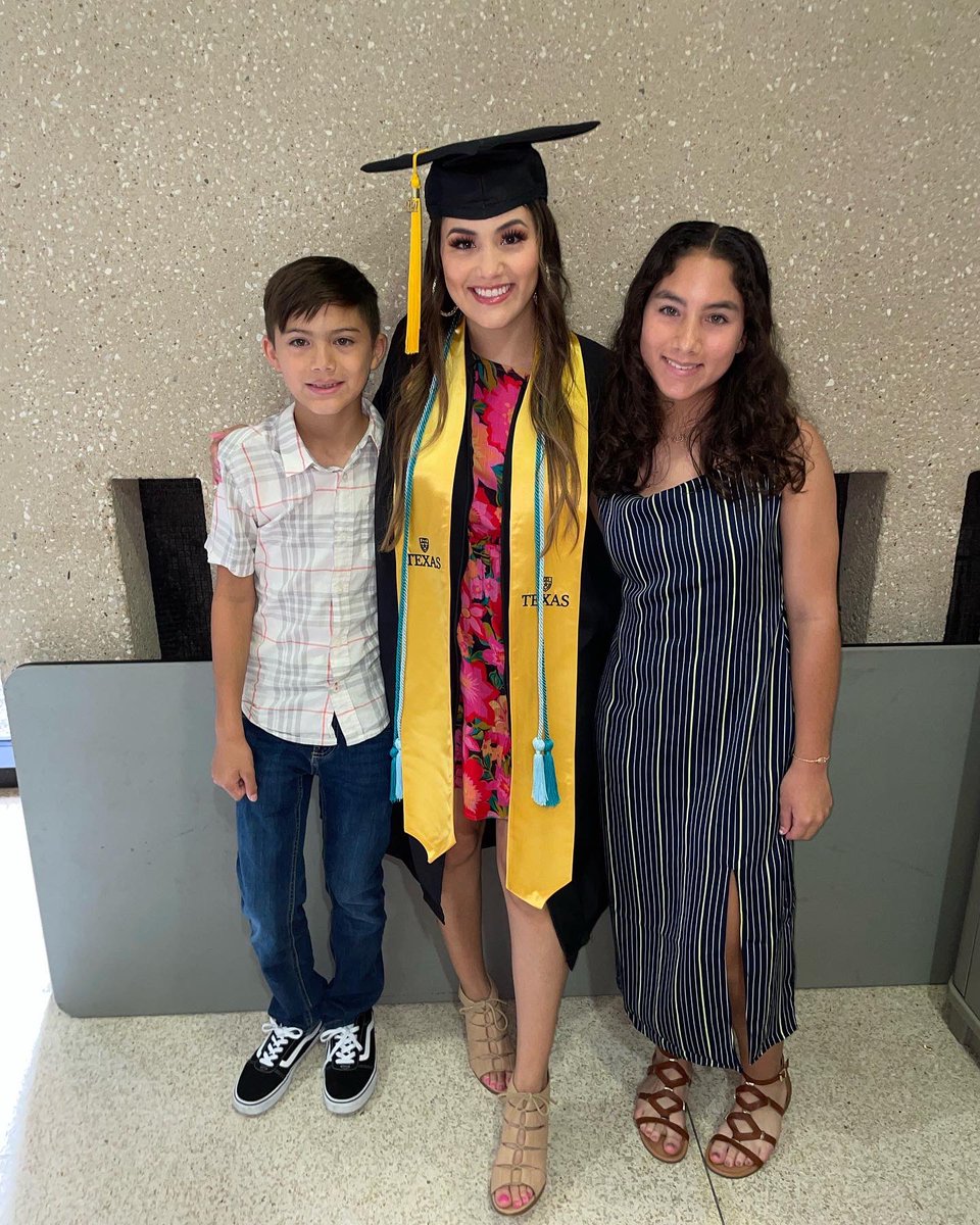 Asavsam's tweet photo. It happened.  My baby is all grownup 🥹 I am extremely proud of what an amazing person @savannah_ajas is.  She has accomplished so much with the help of some amazing teachers along the way from @NISDSteubing @NISDStinson @NISDOConnorHS @UTAustin https://t.co/XVGYs4APHg