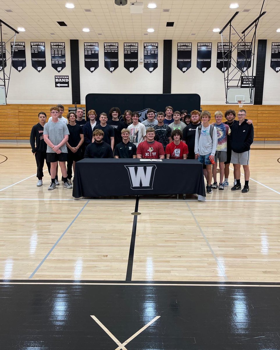 IUKXCTF's tweet photo. 🔥COMMITTED🔥 Congratulations to Rhett Berryman from Western HS for signing his letter of intent to continue his throwing career here at at IUK! Welcome aboard⚓️ https://t.co/QfO1oKDVnh