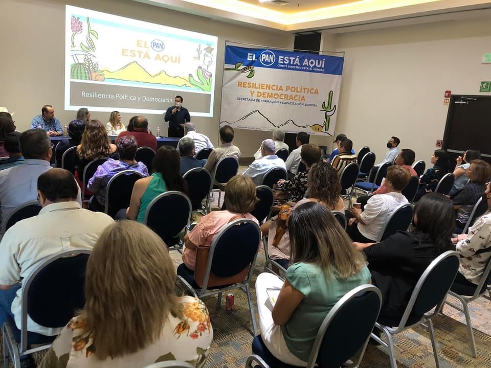 Ayer se llevó a cabo con éxito en Guaymas, Sonora, el curso presencial: “Resiliencia Política y Democracia”.

Nuestro reconocimiento a CDM PAN Guaymas y regidoras panistas por siempre trabajar de cerca de los guaymenses.

#ElPANestáAquí más fuerte que nunca.