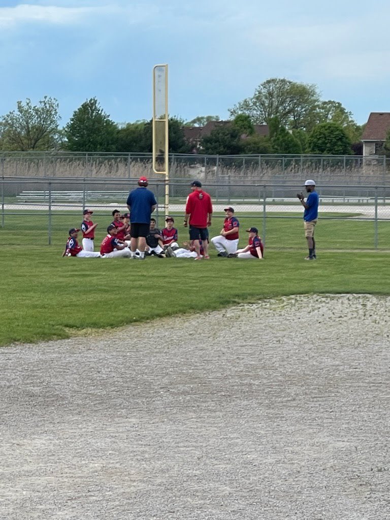 michiganbraves's tweet photo. Made it to the weekend! 

12u and 13u Braves are playing Saturday and Sunday in the Kearsley SlamOrama.

Get out to the park and let's have some fun 🤟

#WeChop 🪓 https://t.co/wivgWCzgcc