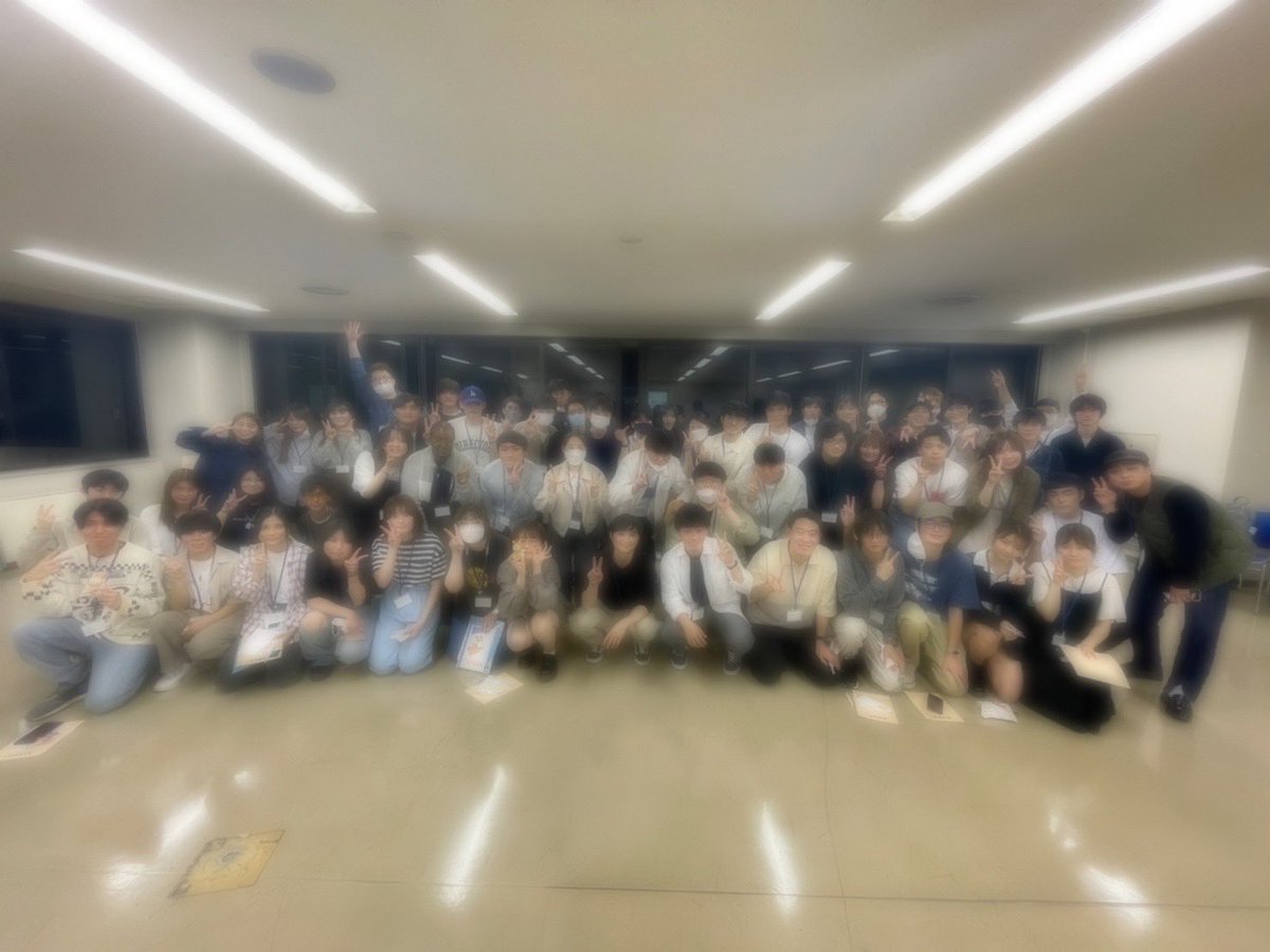 fi_tus's tweet photo. 5月19日（木）に、2022年度“留学生懇談会”を開催しました。

当日は沢山の留学生の方がいらっしゃっていただき、自己紹介ゲーム、NGワードゲーム、ビンゴなどを通して交流を深め、楽しいイベントとなりました。

ありがとうございました❗️

#法政 #国際交流 #fitus #留学生懇談会 https://t.co/tlglmtHzQj