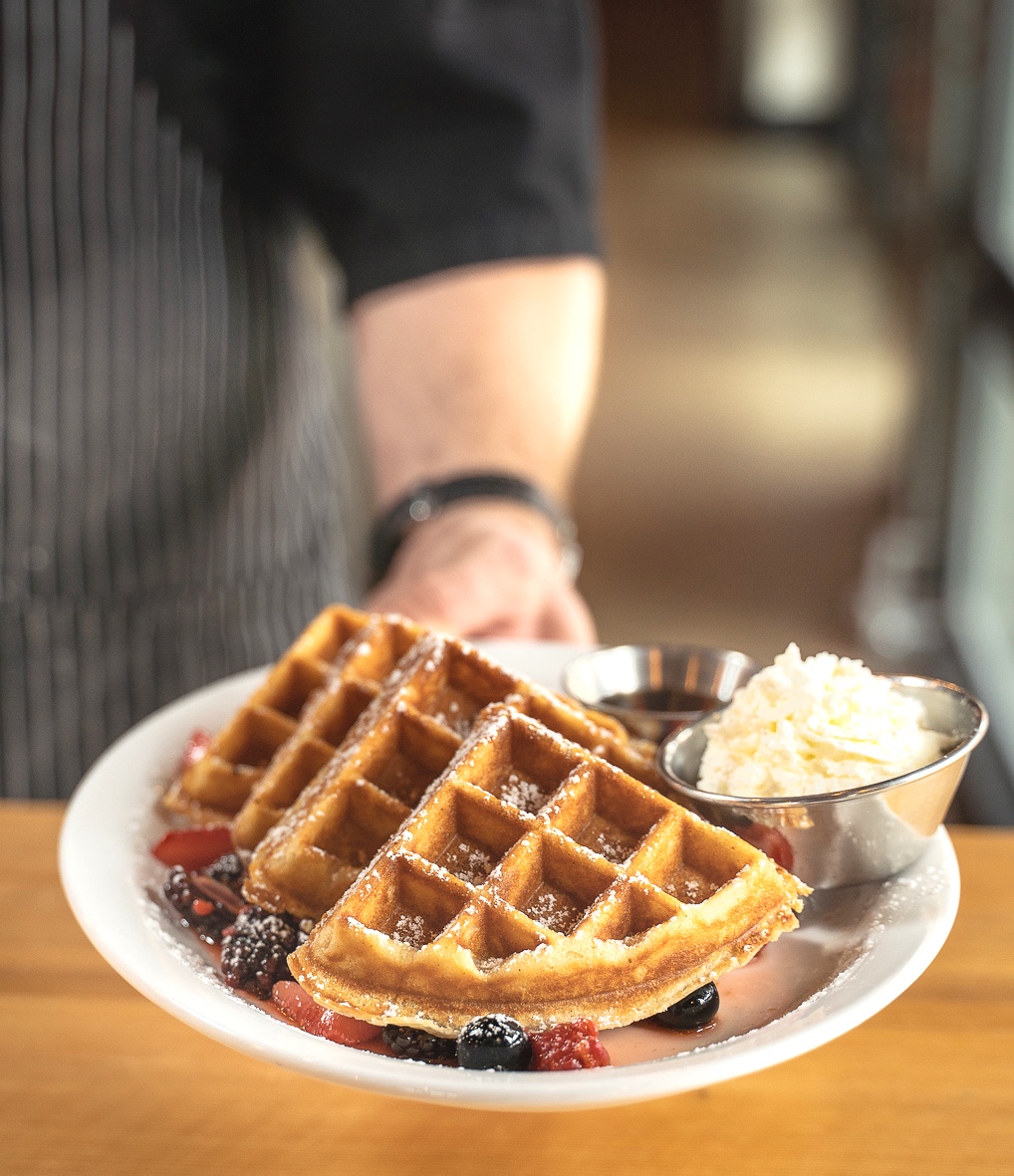 It's brunch szn! ✨ 
Available at select locations this weekend from 10am-3pm!
Order yours for pickup or book your table at Beertown.ca! 
📸 <a href="/only1andywright/">only1andywright</a>
#localrestaurants #supportlocal #beertownpublic #drinklocal #drinkbeerfromhere #takeout #eatlocal