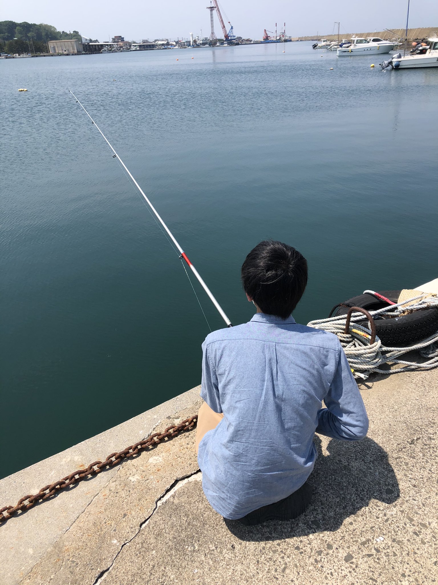 弘前大学ワンダーフォーゲル部 本日は鯵ヶ沢漁港にて海釣りに行ってきました 結果は見事にボウズでしたが また新たに3人が体験に来てくれて嬉しいかぎりです T Co Bycq3uoarw Twitter
