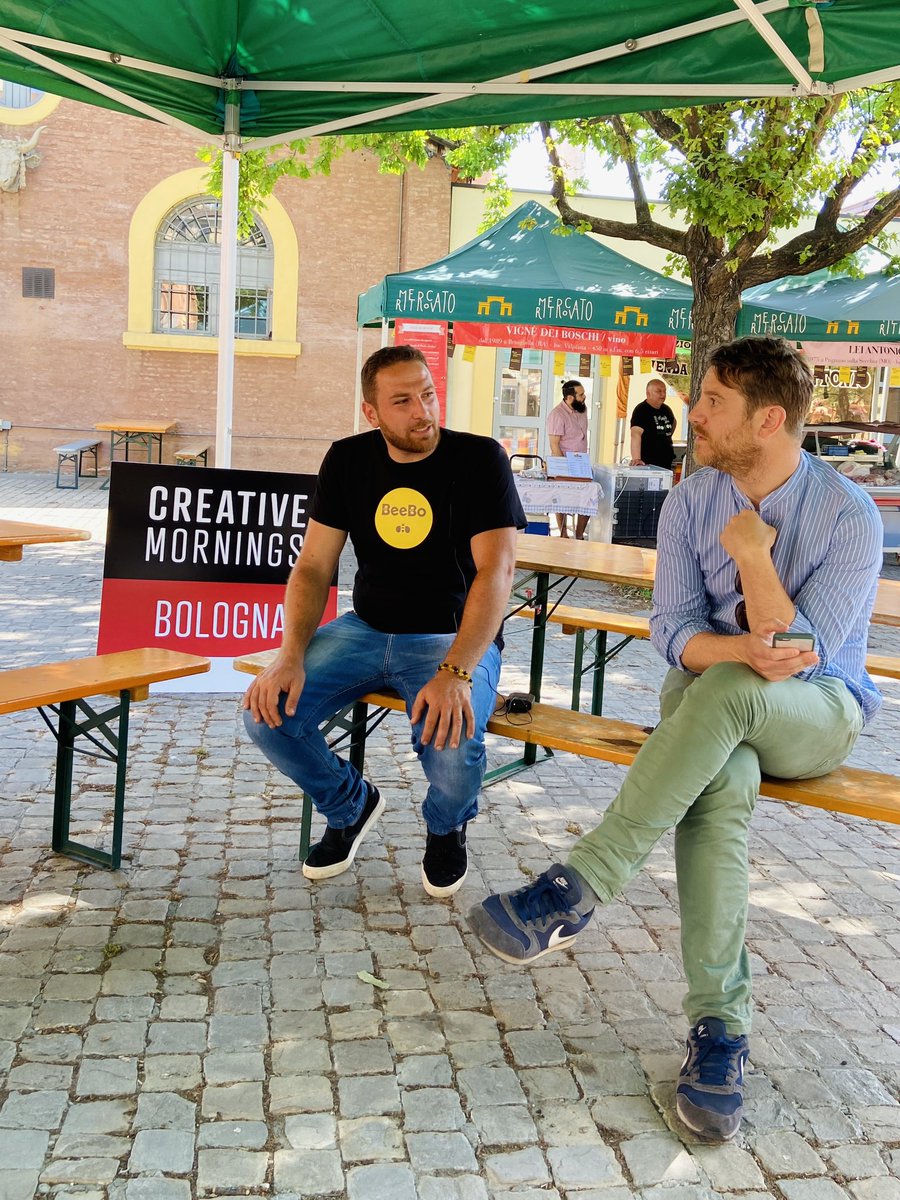 Oggi abbiamo conosciuto il #MercatoRitrovato insieme a Giorgio e Zeid. Abbiamo parlato della stagionalità, i prodotti a km 0 e l’importantissimo ruolo delle api.
#CMNOW #CMBOF