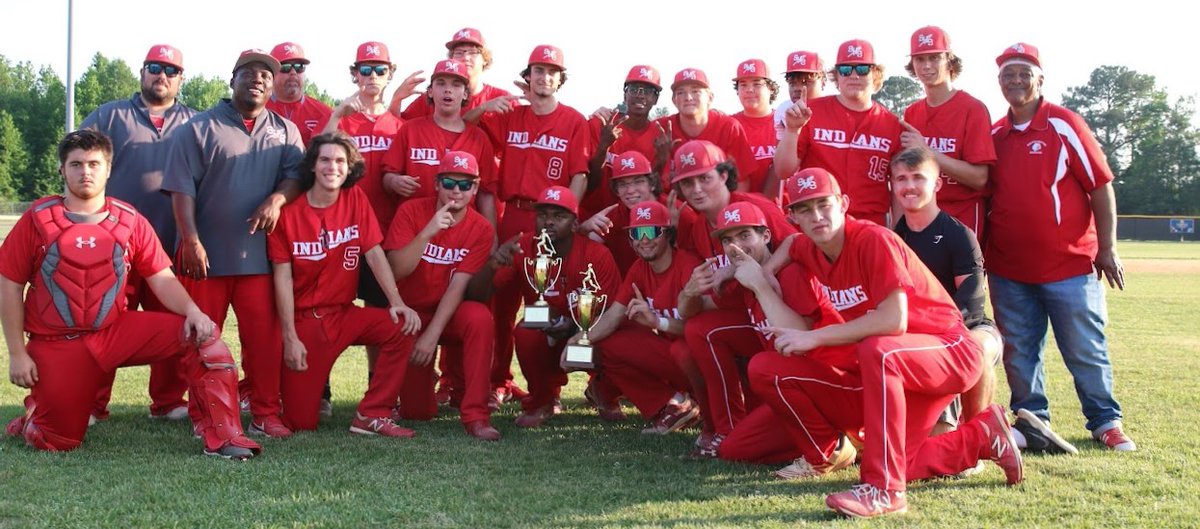 WhitmanClark23's tweet photo. 2022 Tri Rivers District Champs! Wouldn't want to do it with anyone else. https://t.co/5JQRafVz6n