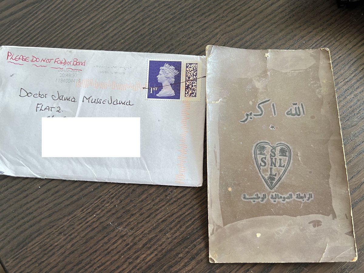 JamaMusse's tweet photo. An amazing gift from friend of #Somaliland, Barry Scowen @J50bds, to @HargeysaCC for the establishment of Berbera Museum:
A Muhammad H Ibrahim Egal signed card of Somali National League (SNL) in 1959(?)
Front:
الله أكبر ,SNL , الرابطة الوطنية الصومال��ة
Back: full name &amp; signature https://t.co/DGXZtSIS3R
