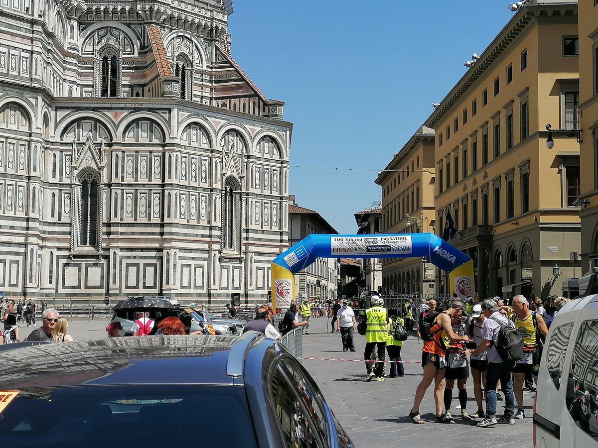 Tra mezz'ora parte il 48esimo Passatore... Stay tuned #100kmpassatore