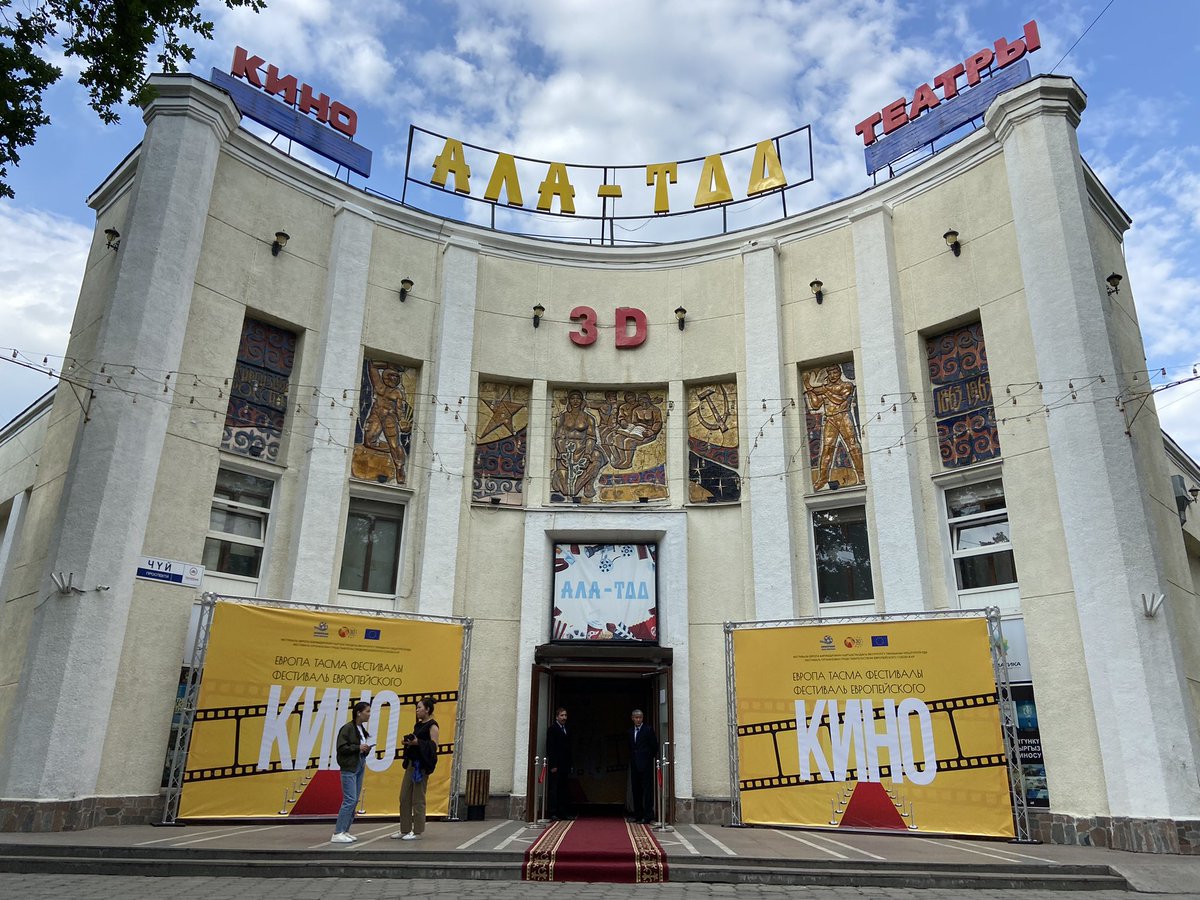 EUinKyrgyzstan's tweet photo. The opening ceremony of the European film festival starts soon.
Начало Фестиваля европейского кино начнётся скоро #EU4KG https://t.co/rTA7NMKMd3