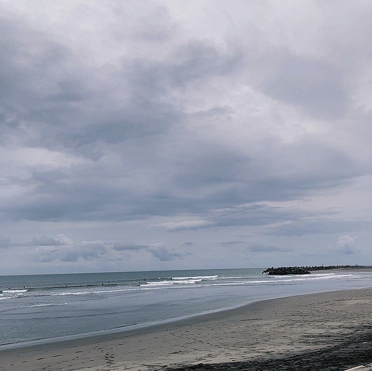 flashlpoint's tweet image. 久々に一宮にお邪魔しました。
潮上げ始め、端っこの空いているポイントで練習！
サイズは小さかったけれど、波数はそこそこあり楽しませてもらいました🌊