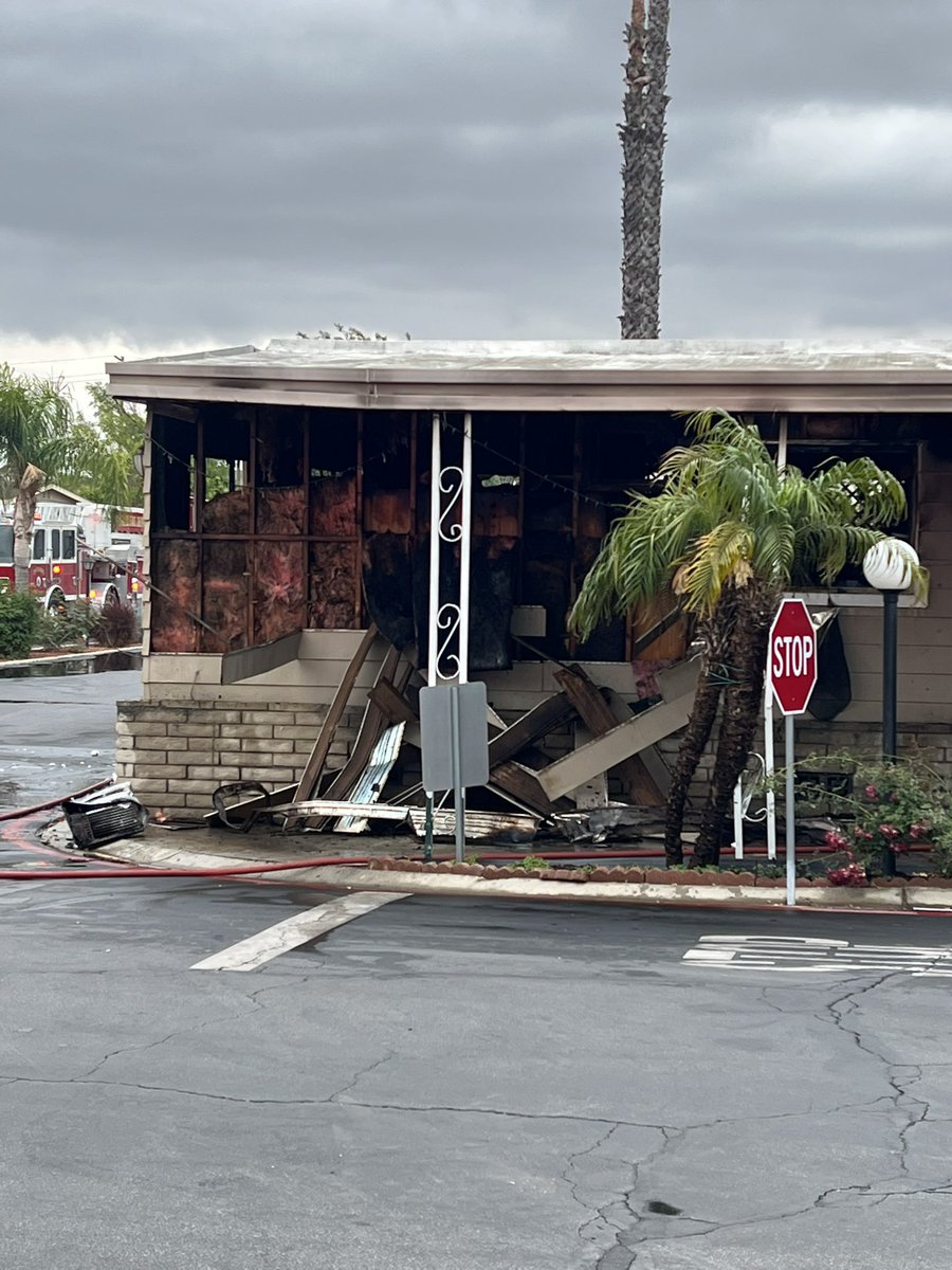 osofluffie's tweet photo. Worst thing happened yesterday. If you could help our family by sharing this or donating, we’d greatly appreciate it. https://t.co/YobwA28ykh