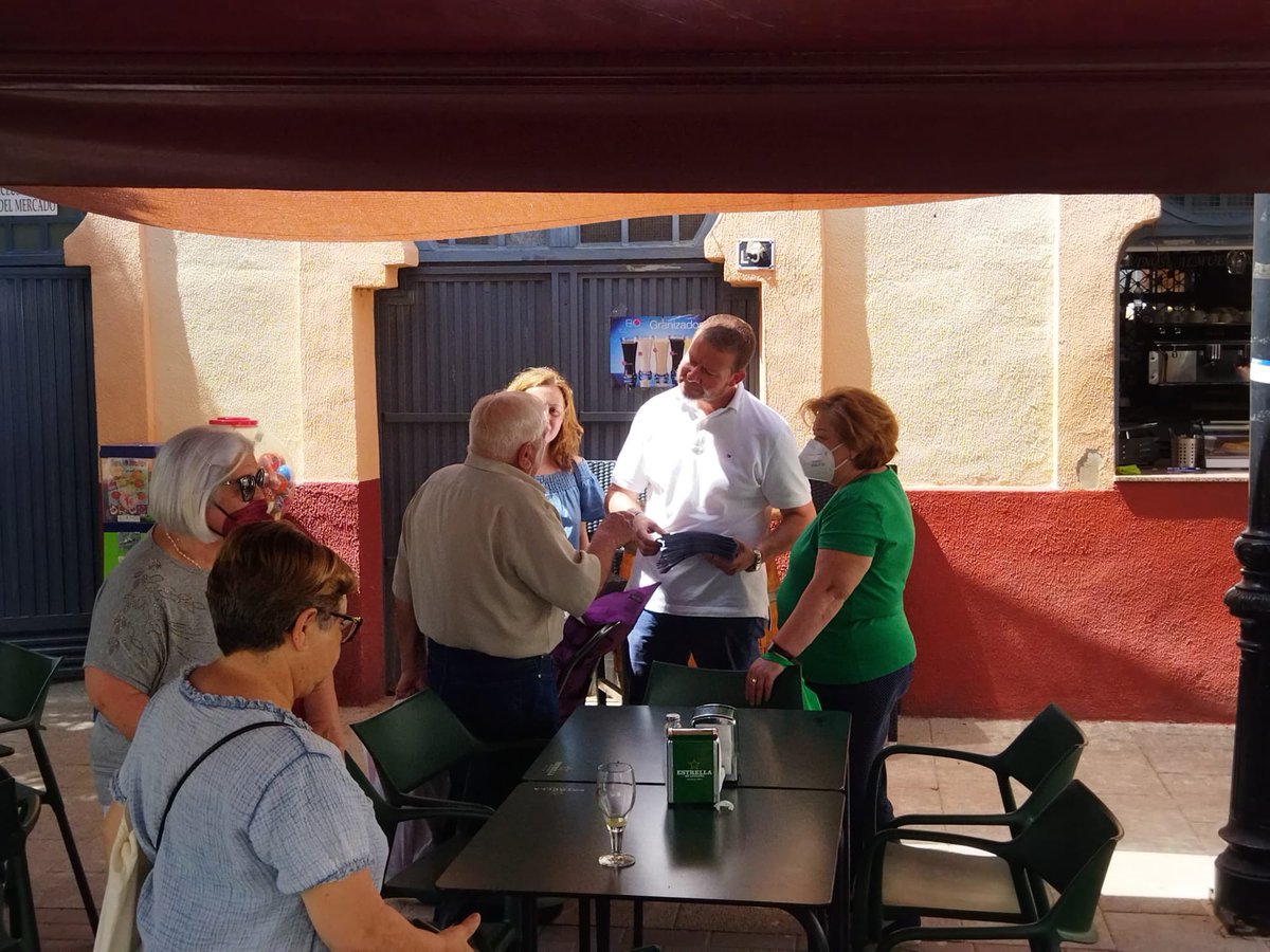 Mañana de “Carpa Popular” en el Parque Dr. Calatayud de #Aspe
Escuchando a los vecinos y transmitiendo nuestro proyecto de gobierno para 2023 y la Reforma Fiscal que @CarlosMazon40 llevará a cabo cuando sea presidente de la Generalitat.
<a href="/ppcv/">Partido Popular Comunitat Valenciana</a> 
<a href="/alicantepp/">PP Provincia de Alicante</a>