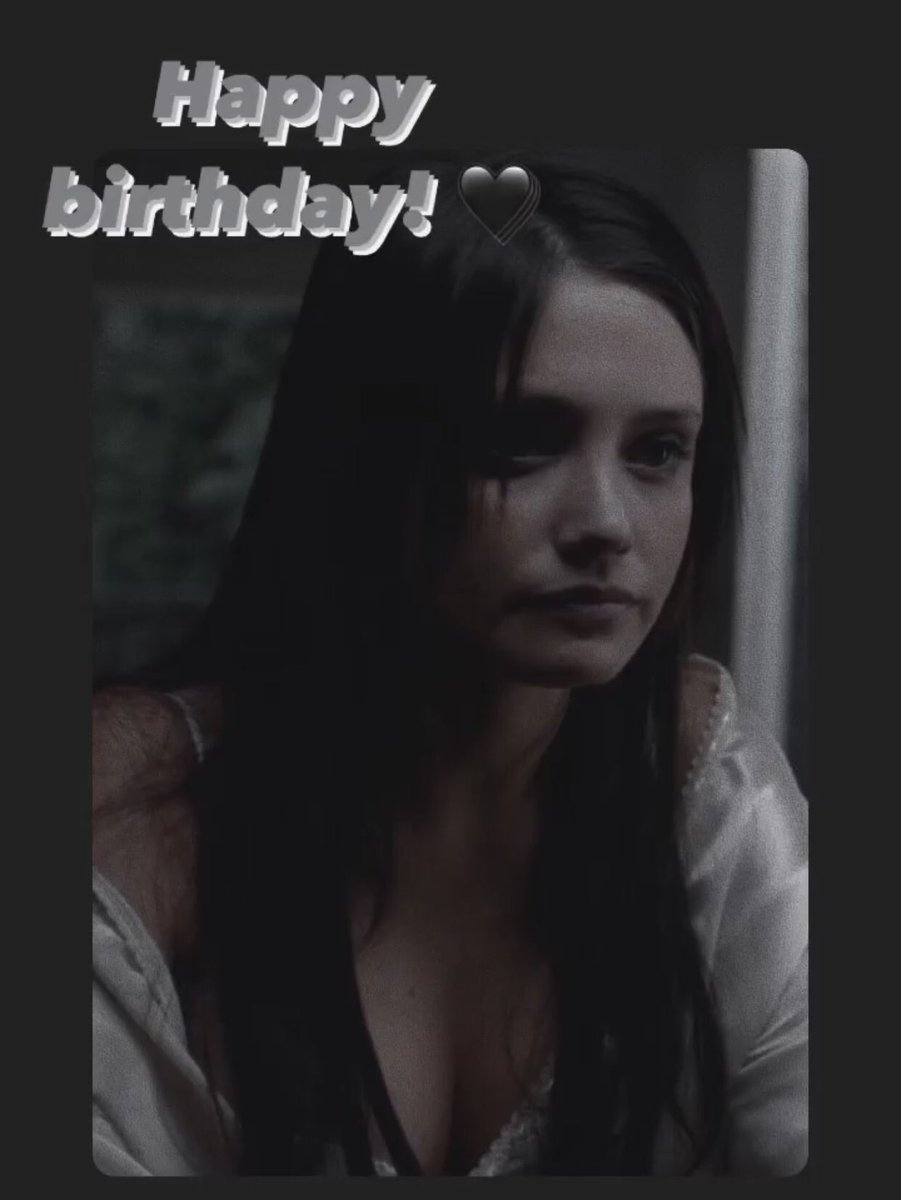 jb_dwItmz's tweet photo. Feliz cumpleaños, Lis!! 🖤

@lisette_morelos https://t.co/J01eSJYOYC