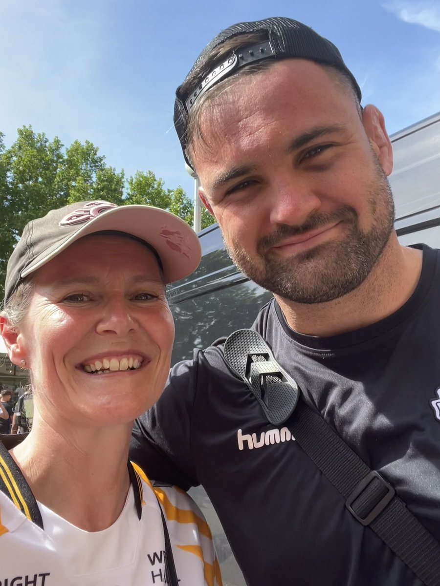 RicohB18's tweet photo. @elliottstooke @WaspsRugby A terrible accident. Take care and stay positive. https://t.co/DGPVtxm9ed