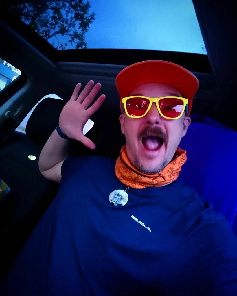 Here we go again! Its the weekend time to get some runs in!

@boarunning @ffburbanK fleetfeetencino @runnersla
#seemetrailing #myboausa #ffsburbank #FFBurbank #ffsb #socalultrarunning #activeroot #runitfast #runningteam #runningfamily #trailrun #trailrun… instagr.am/p/Cd0gIYrFFaX/