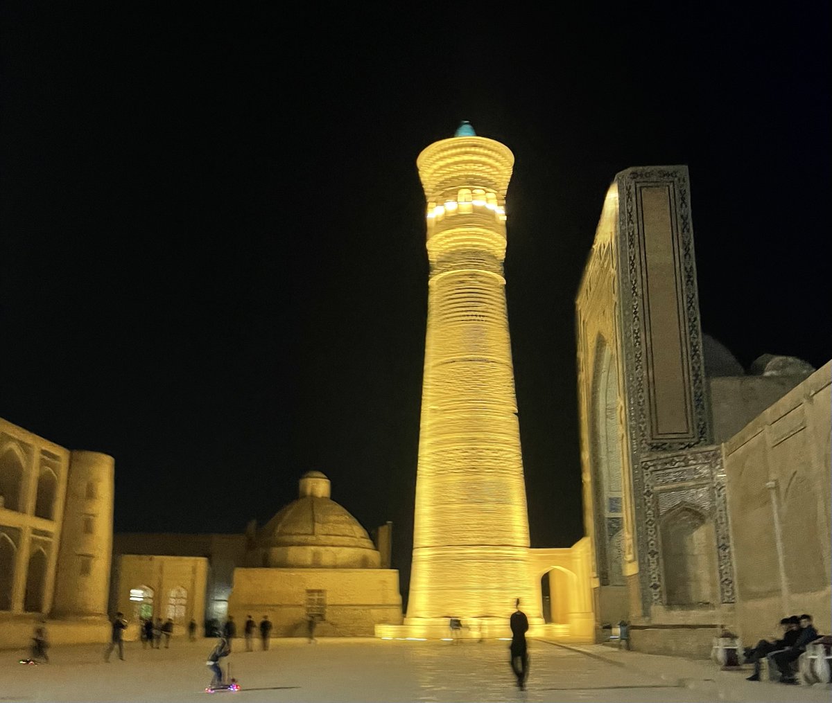 nadinemaenza's tweet photo. While #Uzbekistan's #ReligiousFreedom improvements have been stunning over the past few years, their rich religious history & beauty is equally stunning!
#Bukhari is certainly one of my favorite places. Honored as Gov (Khokim) Botir Zaripov hosted us. #DialogueOfDeclarations. 1/ https://t.co/SWjvwhlZIa