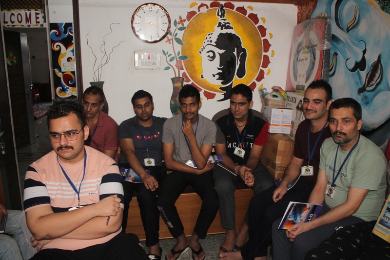 ShafaHome's tweet image. 𝐇𝐎𝐃 || 𝐎𝐑𝐈𝐄𝐍𝐓𝐀𝐓𝐈𝐎𝐍 𝐏𝐑𝐎𝐆𝐑𝐀𝐌𝐌𝐄 || 𝟐𝟏 𝐌𝐀𝐘 #departmentmeeting #codinate #learing