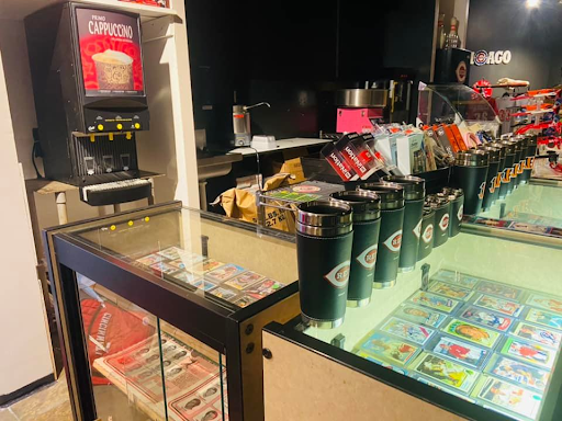 FlorenceMall's tweet photo. Have you checked out The Stadium? 👀 Offering sports memorabilia, hot dogs, popcorn, nachos, pop, water, sports drinks, and chips. 📍 Located on the lower level at center court. https://t.co/wNuL4TW2Dg