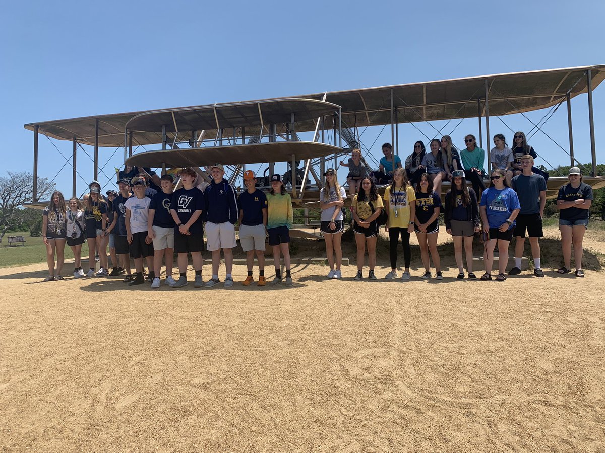 Ms. Thomas 🌞🌈🎨 tweet media