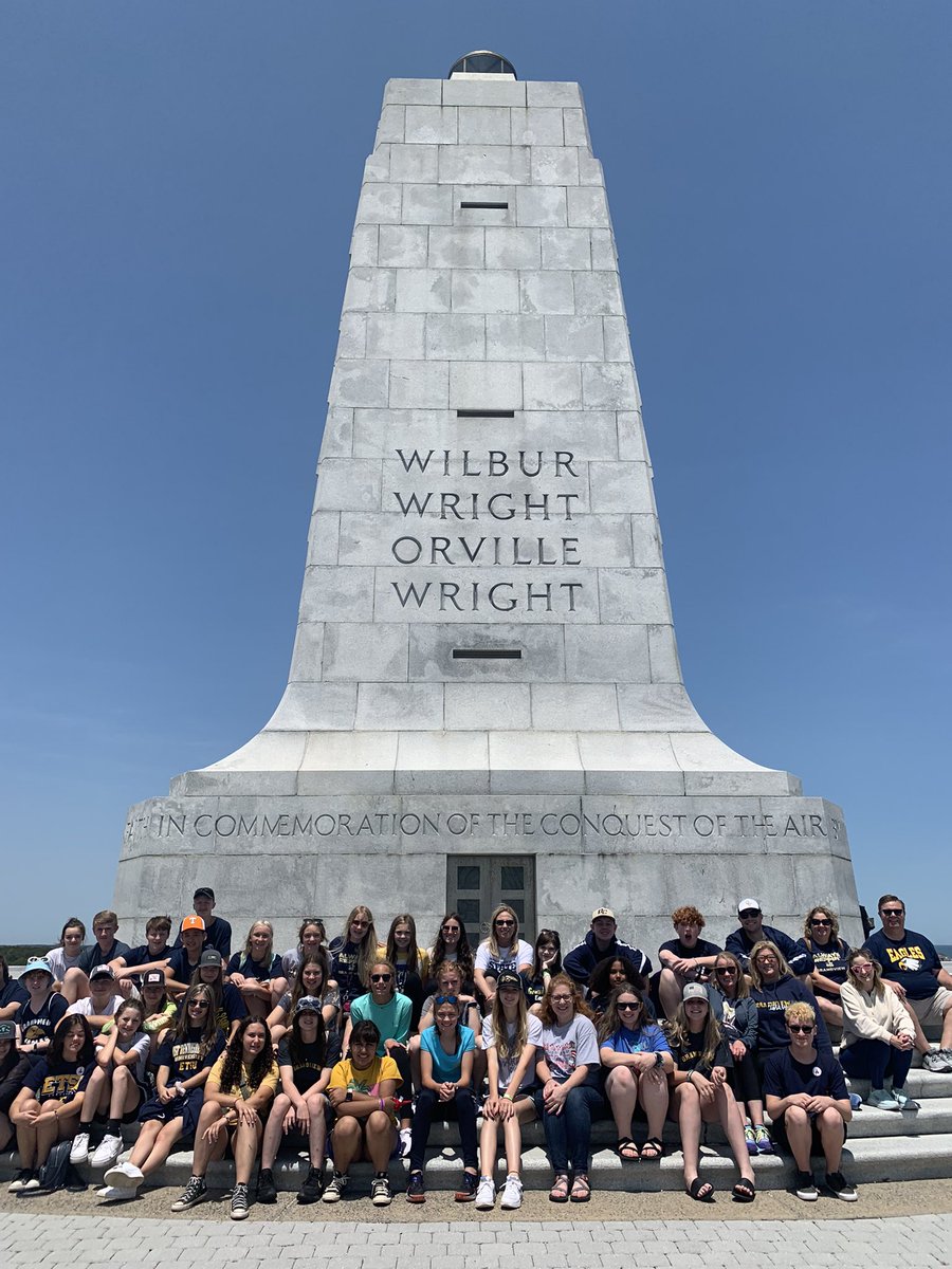 Ms. Thomas 🌞🌈🎨 tweet media