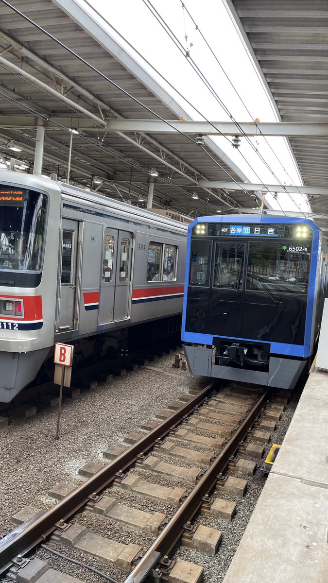 taratinn's tweet photo. #都営三田線
#都営6500形
#6502F
#各駅停車日吉行き
#多摩川 https://t.co/pzwpk3L3dQ