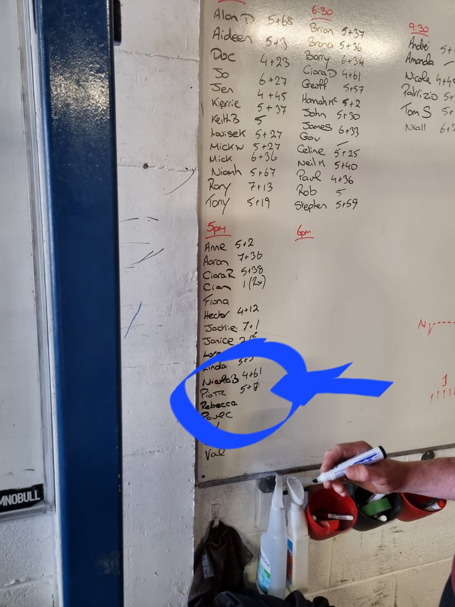 elitelifestyyle's tweet image. Yesterday's Session was Brutal my Condition 🙈😂🙈🤣🙈

40min AMRAP

5x rounds + 7🙈🤷‍♂️

#CrossFit #strengthAndConditioning #cardioWork #work