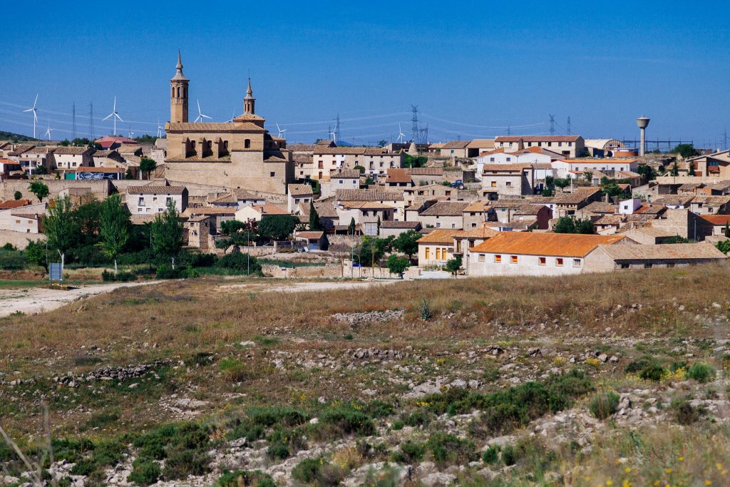 madeinzaragoza's tweet photo. #BLOGMIZ ⚡ Fuendetodos, el Monasterio de Veruela, Fuentes de Jiloca, Las Cinco Villas... @nachoena nos propone 4 excursiones creativas cerca de Zaragoza. 

Es el momento de salir de la ciudad para airearnos y redescubrir nuestro entorno más próximo: https://t.co/2qFTHehhje https://t.co/Mp8Dm7bMwa