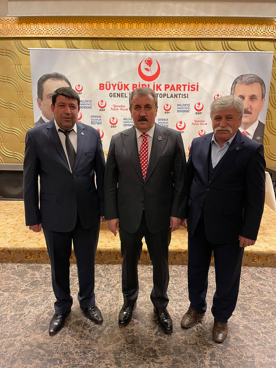 BirlikAd's tweet photo. Ankarada il başkanları istişare toplantısındayız BBP Adıyaman il başkanı Nihat KOMŞU https://t.co/eTlyWaLlNk