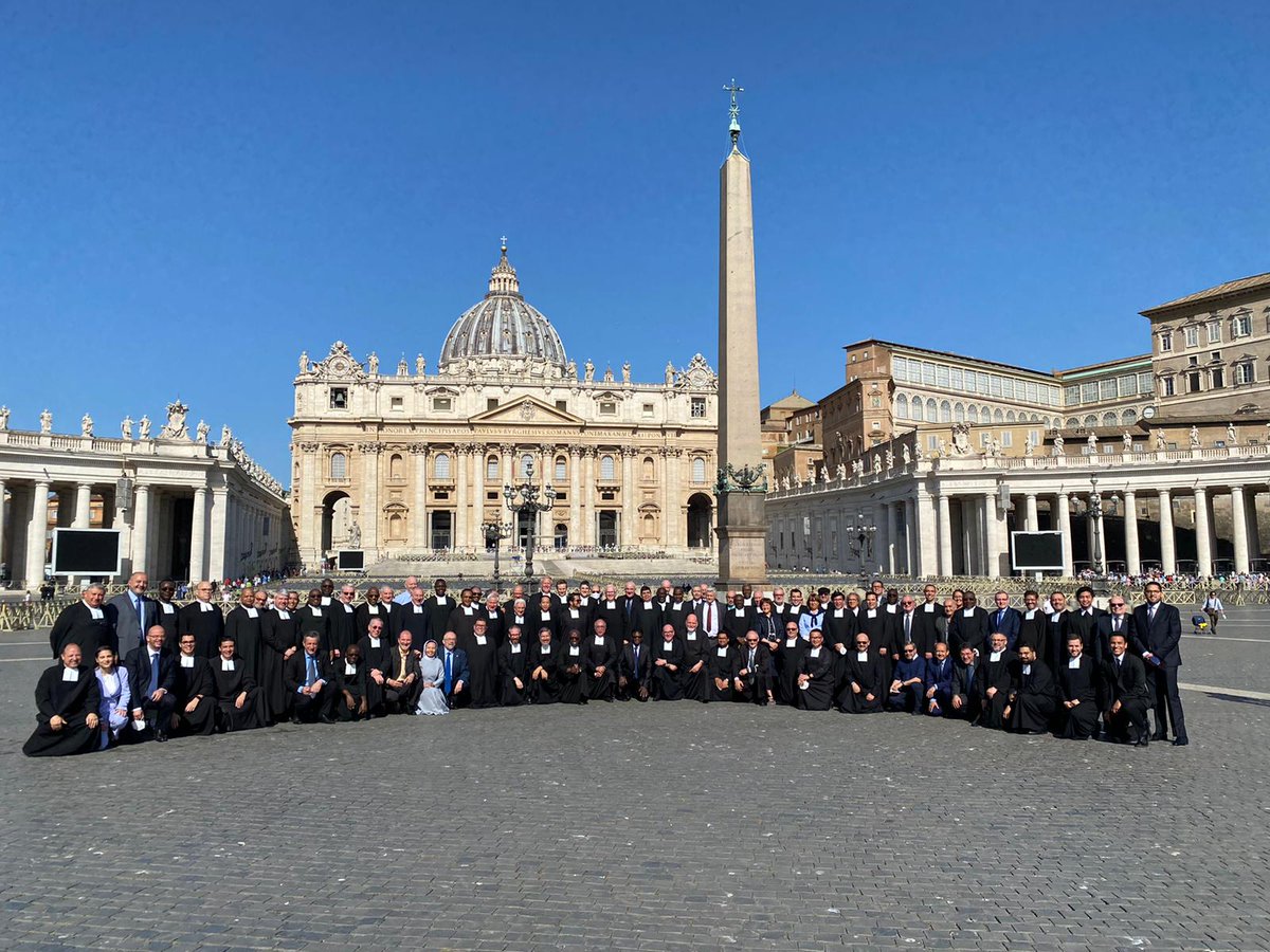 OscarElizaldeP's tweet photo. El mensaje del Papa Francisco a los lasallistas, en 12 frases https://t.co/VY2KDbxq4a 📷: @lasalleorg https://t.co/AS2YHm22uY