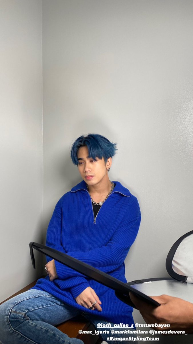 JCSGALLERY's tweet photo. Boy doesn't know the word chill even if he's like 85% blue 😭🔥

#SB19_JOSH @JoshCullen_s
@SB19Official
📷: markranque (IGS) https://t.co/ZzDwjWRe3T