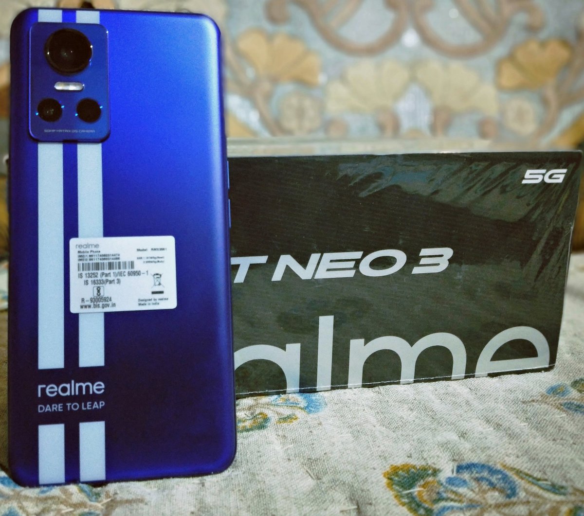 RTatsat's tweet photo. New one added #RealmeGTNeo3 #nitroblue @realmeIndia #daretoleap https://t.co/AL0K7rAmM3