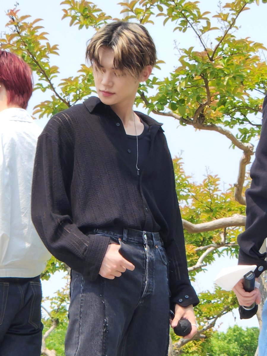 문문 tweet media