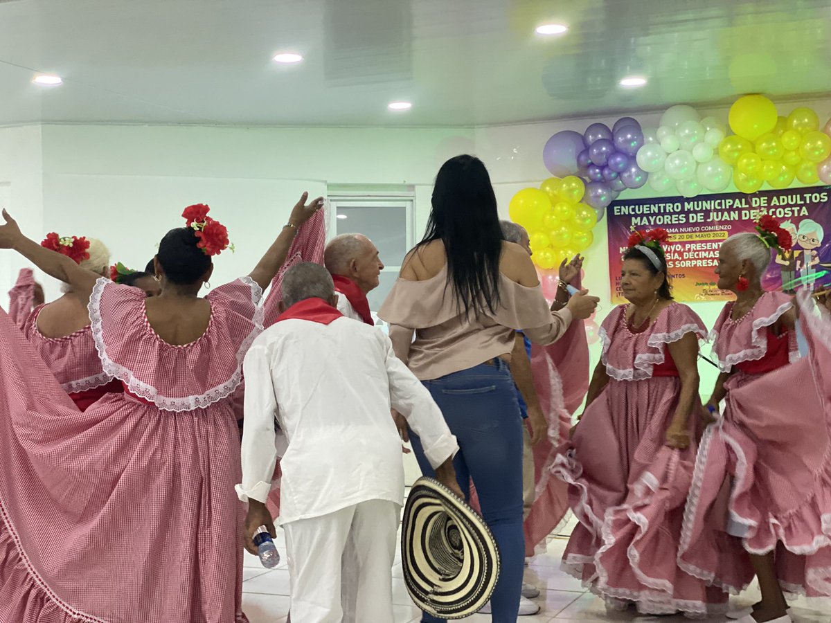 Alcaldiajda's tweet photo. Adultos Mayores de Juan de Acosta se gozaron su encuentro municipal.
 
Con poesías, Grupo de Millo, decimeras, canto y  bailes se desarrolló el encuentro municipal de Adulto Mayor en Juan de Acosta, “otro motivo para vivir”. https://t.co/SmfawcKt2r