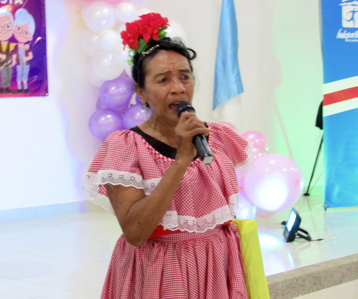 Alcaldiajda's tweet photo. Adultos Mayores de Juan de Acosta se gozaron su encuentro municipal.
 
Con poesías, Grupo de Millo, decimeras, canto y  bailes se desarrolló el encuentro municipal de Adulto Mayor en Juan de Acosta, “otro motivo para vivir”. https://t.co/SmfawcKt2r
