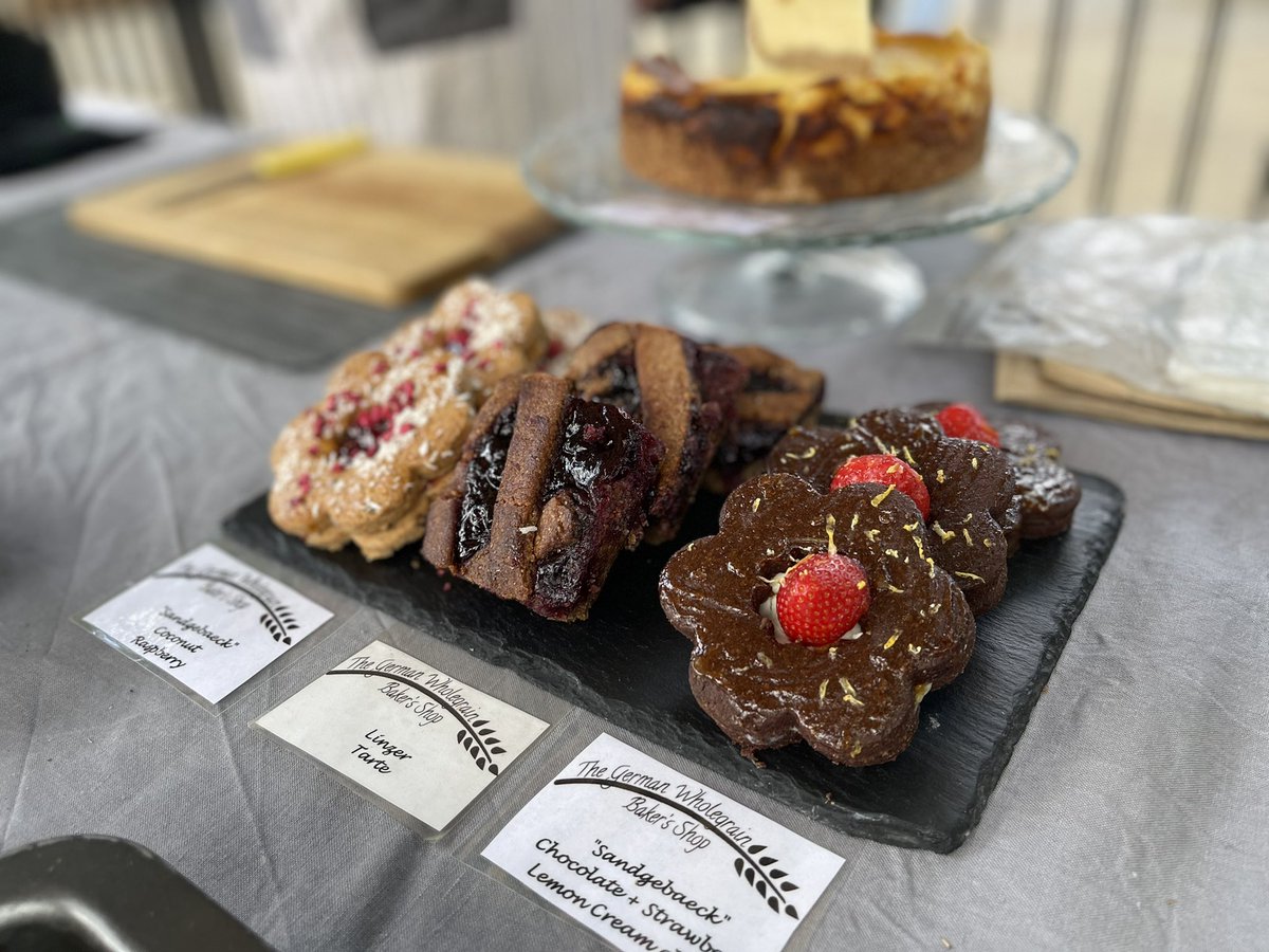 DOYSQ's tweet photo. Our Fine Food Market continues until 4pm. Still time to pick up something delicious to enjoy on our green. https://t.co/Mm0wAFxugT