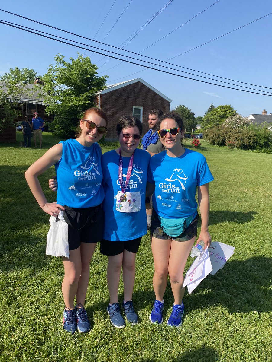 kane_michelled's tweet image. I am so proud of this girl! She completed her first official 5k with 
#gotr #moesgators