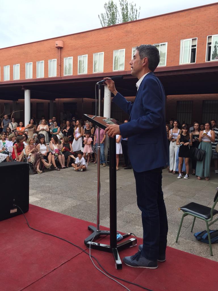 IES_IgnacioEllacuria tweet media