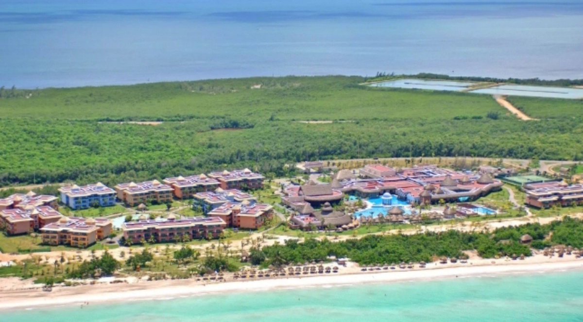 El #hotel Iberostar Selection #Varadero obtuvo la Certificación Internacional de #sostenibilidad  en su condición de Plata, emitida por la Empresa Internacional <a href="/earthcheck/">EarthCheck</a> 
Véalo en: bit.ly/3PAbcBj
#turismo #CUBA 
<a href="/MinturCuba/">Ministerio Turismo</a> 
<a href="/IBEROSTAR/">Iberostar</a>
