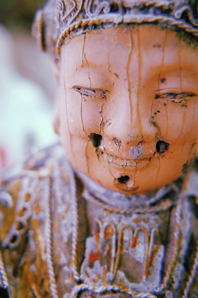 Kasper_Forest_'s tweet photo. #ForgottenAngels - When deities could no longer satisfy mankind’s desire, some would throw away statues in their home by the roadside of a park, piling over to form a refugee camp for the deities.
#DocumentaryPhotography #photography #CommunityArt https://t.co/Z3Q5QEbOiY