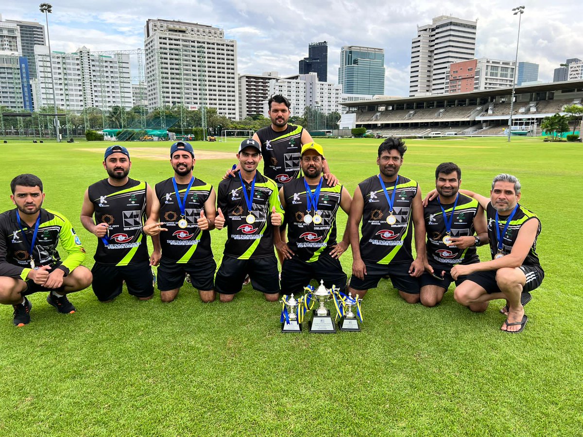 DSBcricket's tweet photo. The Champions Of RBSC International Sixes in A1 Greens From Pakistan ππ΅π°
Alhumdulillah π
#a1Greens #a1salon #bangkoksupersixes #rbsc #thailand #cricket #MetaSports
#metamorphd https://t.co/0V4Gvvydvy