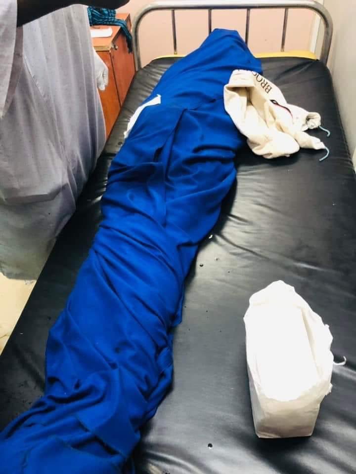 nubiankinglord's tweet photo. ارتقاء شهيد بامدرمان  💔

الشهيد محمد خالص
إصابات متعددة بالخرطوش
محيط صينية الأزهري
مستشفى تقي الشهداء
اليوم ٢١ مايو
حسبنا الله ونعم الوكيل فيكم ياقتلة
المجد والخلود للشهداء
لا حولا ولاقوة الابالله #مليونية21مايو https://t.co/LgQV4LyXfM