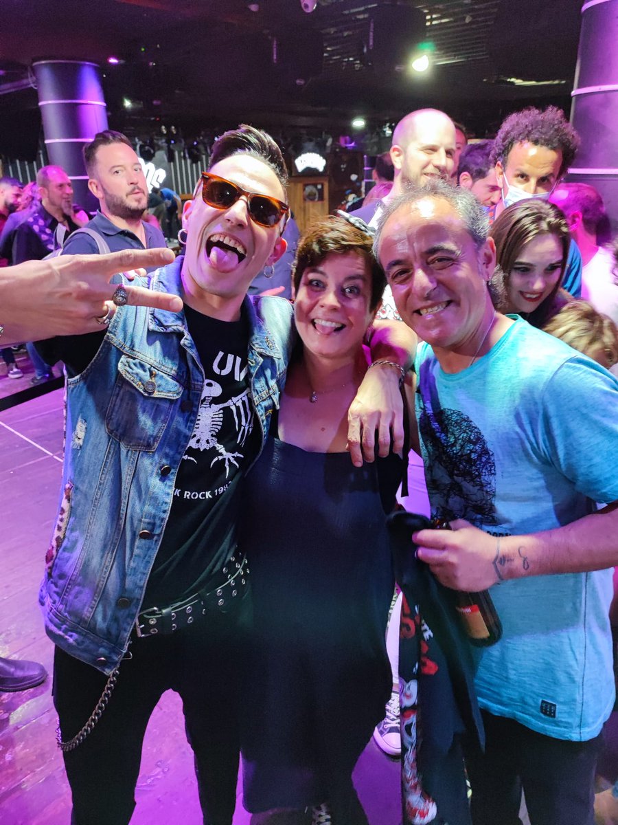 Pasote de concierto <a href="/Desvariados/">Desvariados</a> pasote Adri