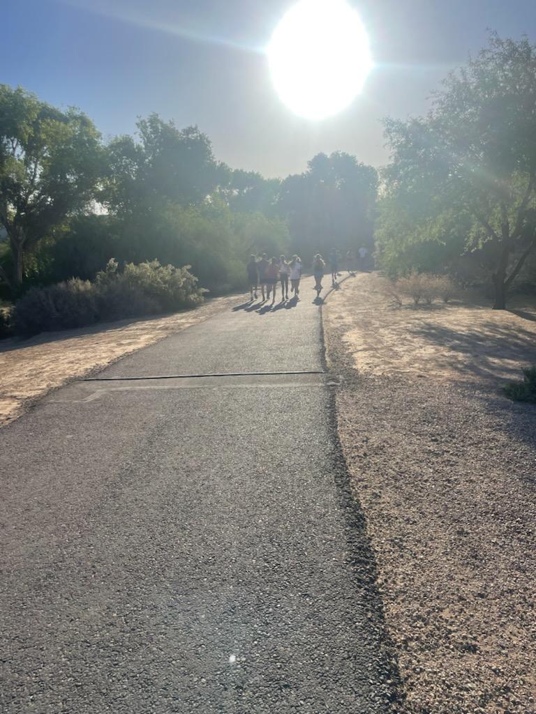 HigleyXCTF's tweet image. We decided to keep our entire distance group together to help Josie get ready for GSW in a couple weeks.

15 this morning for a Saturday long run! Love to see it! #5AMCrew (but we ran at 6:30)