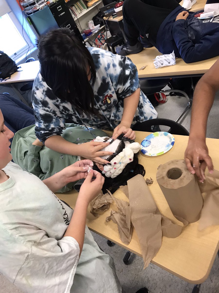 MsSayd_HMS's tweet photo. Commedia del’Arte prep #HolmanMS https://t.co/UPlWaSj7MB