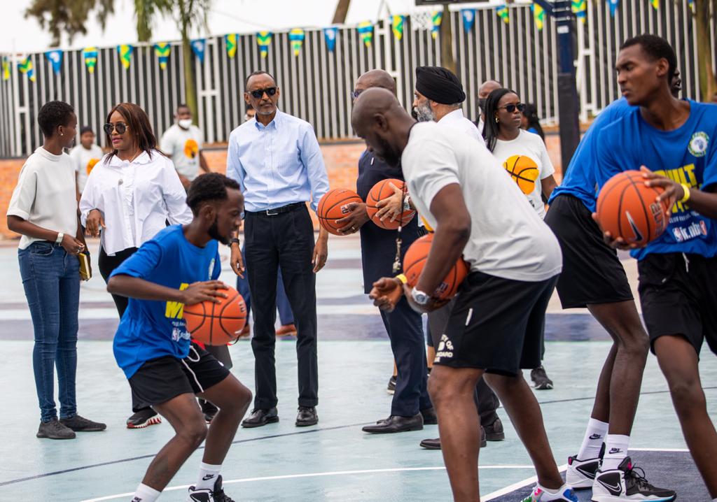 NewTimesRwanda's tweet photo. President #Kagame this Saturday officiated at the unveiling of Club Rafiki Youth Center’s refurbished basketball court, where 50 youth are currently participating in a Giants of Africa Camp basketball clinic. https://t.co/WqpMz7WXi5