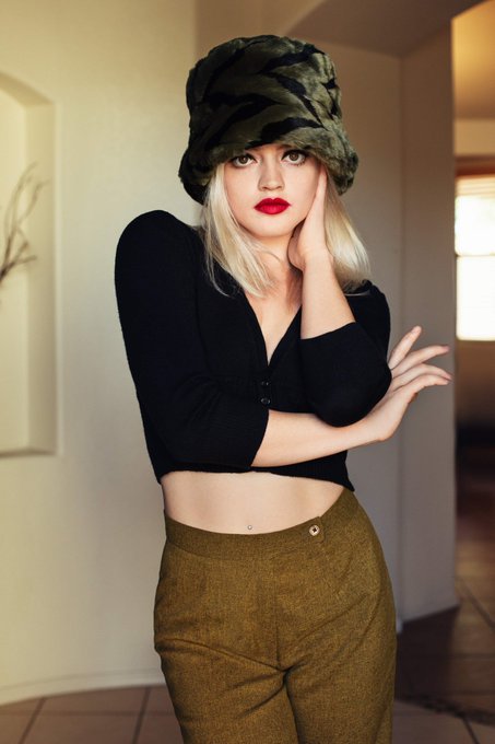 For those who don&rsquo;t know. I have been a full time model for years. I still love creating with amazing<a href="/tag/model"class="tags"><span>#model</span></a><a href="/tag/girl"class="tags"><span>#girl</span></a><a href="/tag/art"class="tags"><span>#art</span></a><a href="/tag/modeling"class="tags"><span>#modeling</span></a><a href="/tag/lgbtq"class="tags"><span>#lgbtq</span></a><a href="/tag/erotica"class="tags"><span>#erotica</span></a><a href="/tag/content"class="tags"><span>#content</span></a>