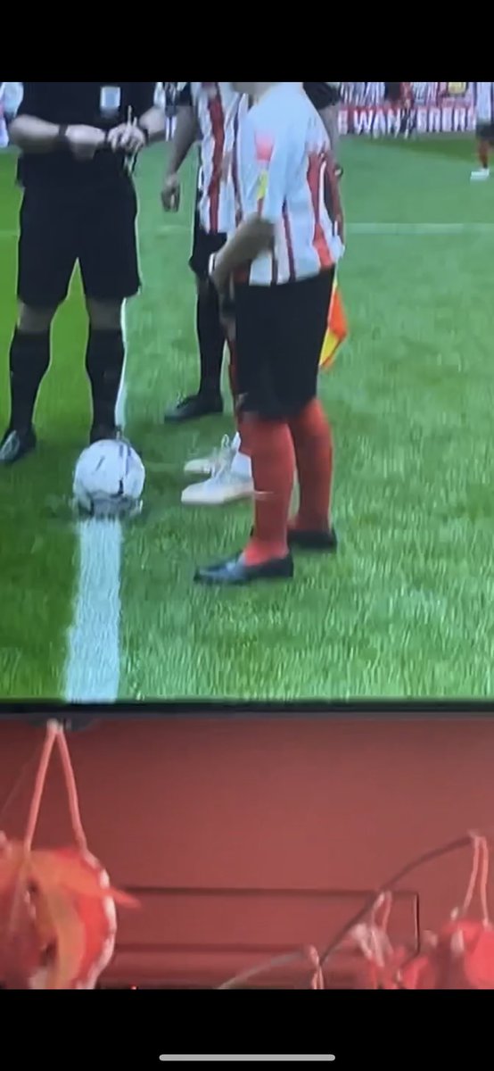 luke_carr9's tweet photo. Imagine sending your son to wembley in them😭😭😭 #SAFC #NUFC https://t.co/cRYoWuoTVe