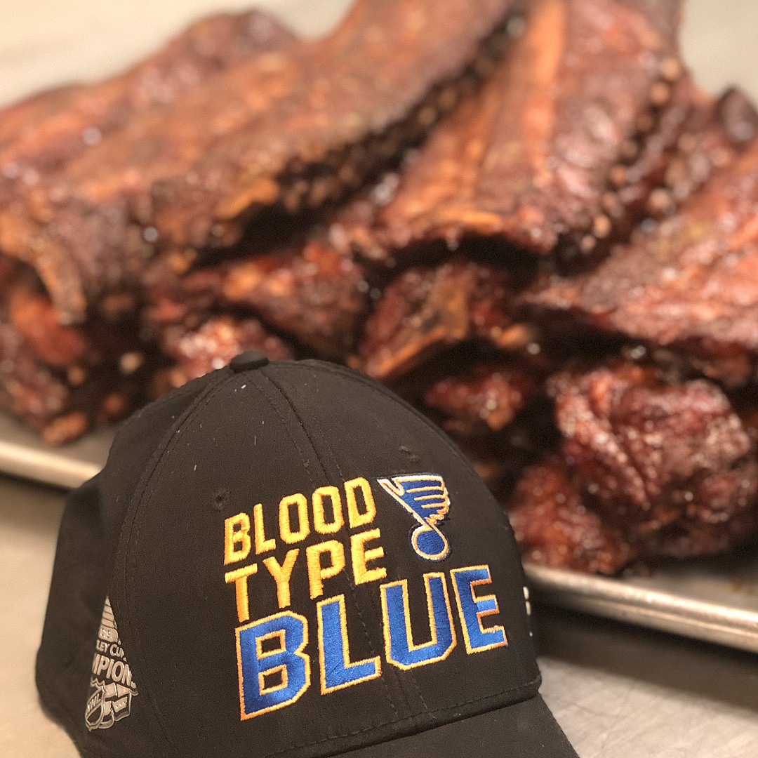 Give us a 💙 if you're cravin' BBQ and a @StLouisBlues win today! 

#stlblues #letsgoblues #nhl #stanleycupplayoffs #barbecue #pappyssmokehouse #pappysstpeters #ribs #pork #beef #chicken #stleats #stcharleseats #explorestlouis #stlouisgram